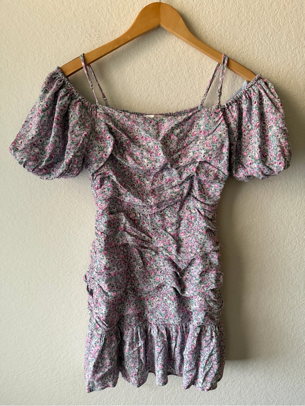 ASTR The Label Floral Ruched Puff Sleeve Mini Dress Size M